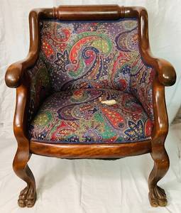 lot 23 image: Antique Claw Foot Parlor Chair - Early 1900s Wood Frame