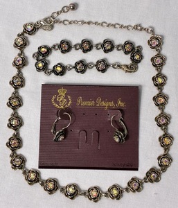 lot 108 image: Premier Designs Aurora Borealis Rhinestone Flower Necklace, Earrings and Bracelet Set