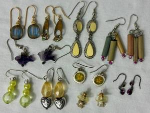 lot 117 image: Earrings Collection #2