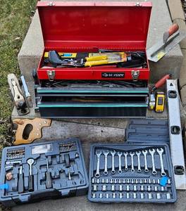 lot 139 image: Collection of Hand Tools and Tool Box