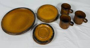 lot 156 image: McCoy Canyon Mesa Dinnerware Pottery Pieces