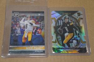 lot 34 image: Kenny Pickett Rookie Football Cards