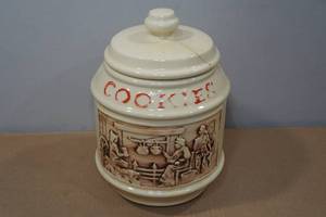 lot 108 image: Vintage McCoy Pioneer Frontier Ceramic Cookie Jar