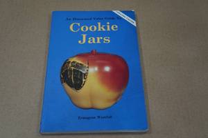 lot 125 image: An Illustrated Value Guide to Cookie Jars
