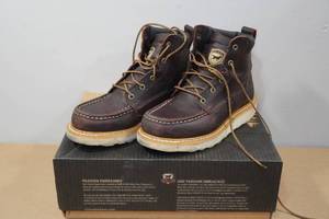 lot 146 image: Irish Setter Ashby Mens 6 Work Boots 83605 - Size 7.5