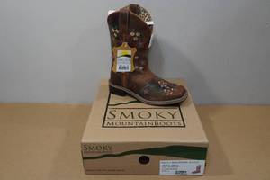lot 186 image: Smoky Mountain Boots - Childs Size 1