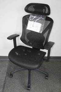lot 193 image: Office Chair