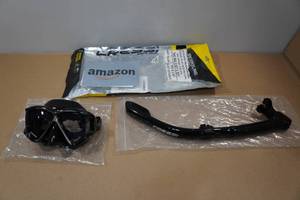 lot 198 image: Cressi Pano 4 Snorkel Set