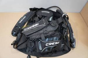 lot 205 image: Cressi Patrol SCUBA BCD - Medium