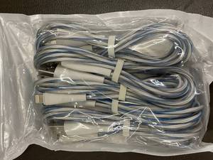 lot 56 image: Lan Box - 5-Pack USB Apple 5-Foot Charging Cables