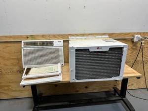lot 28 image: LG 18000 BTU 208230 Volt Window Mount Air Conditioner