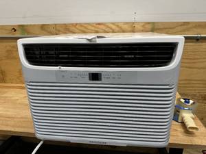 lot 170 image: Frigidaire 18,800 BTU Window Room Air Conditioner