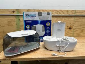 lot 178 image: HoMedics TotalComfort Ultrasonic Humidifier with UV-C Technology
