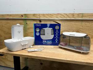 lot 222 image: HoMedics TotalComfort Ultrasonic Humidifier with UV-C Technology