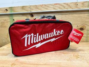 lot 227 image: Milwaukee Shop Vac WetDry Vac Bag 1 pc
