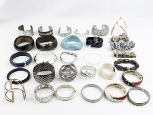 lot 174 image: Group Of 25 Chunky Bangles & Cuffs.
