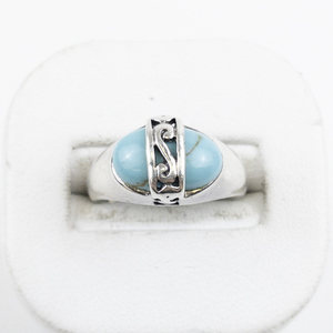 lot 65 image: Premier Designs Turquoise Sterling Silver Ring . Size 7 - 7.25.