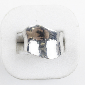 lot 69 image: Chapal-Zenray Modernist Sterling Silver Ring. Size 7.75 - 8.