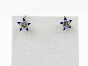 lot 122 image: Blue Enamel Flower Sterling Silver Stud Earrings .