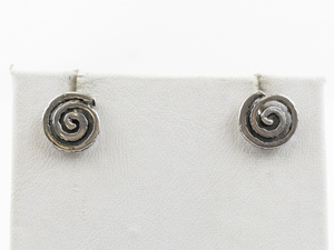 lot 133 image: Textured Spiral Sterling Silver Stud Earrings .