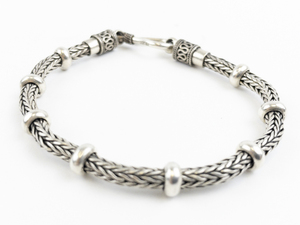 lot 155 image: Surati (Bali)  Heavy Mens Byzantine Sterling Silver Chain Bracelet. 26 Grams.