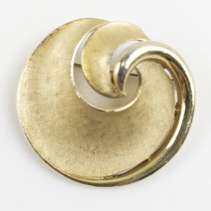 lot 191 image: Trifari  1950S Modernist Comet Swirl Gold Platedbrooch .