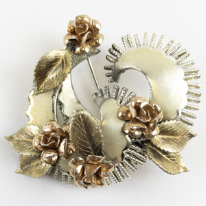 lot 192 image: Vintage Floral Spiral Tri-Tone Gold Plated Brooch .