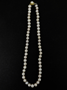 lot 242 image: Freshwater Pink Pearls Gold Tone Base Metal Bead Necklace. New Old Stock