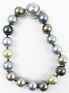 lot 257 image: Multi-Colored Silver Tone Base Metal Bead Bracelet. New Old Stock