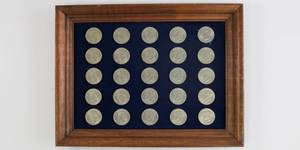 lot 54 image: 1971 Eisenhower Dollar Lot of 25