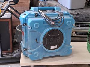 lot 558 image: Dri-eaz Defender Airscrubber 500 HEPA Air Scrubber F284 (Blue)