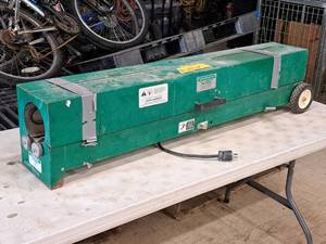 lot 565 image: Greenlee Electric PVC Heater  12-4 #851