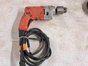 lot 573 image: Milwaukee Magnum Holeshooter Drill