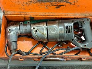 lot 585 image: Black & Decker 12 Reversing-speed End Handle Drill 7290 with Metal Case