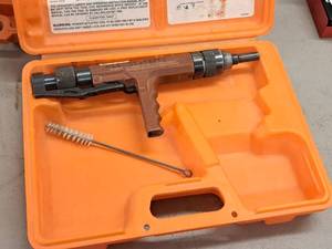 lot 605 image: ITW RamsetRed Head Viper Powder-Actuated Fastener with Brush and Case