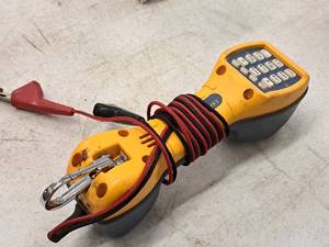 lot 631 image: Fluke Networks TS 30 Test Set