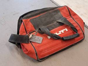 lot 693 image: Hilti 16 Tool Bag
