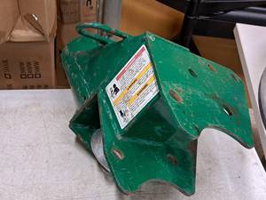 lot 733 image: Greenlee Boom MountTugger Adapter  3 Rigid Steel or Schedule 40  10 Max #00871
