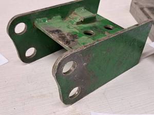 lot 745 image: Greenlee Screw-On Coupler Adapter #00799