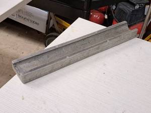 lot 746 image: Greenlee Cable Tray Roller  1-12 EMT Thin Wall