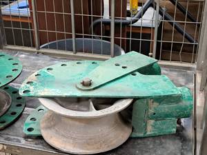 lot 756 image: Greenlee Pipe Bender Elbow Attachment #00863 with Extra Bracket (attached)