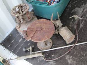 lot 42 image: Large Vintage metal portable fuel s...