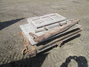 lot 46 image: Vintage Wood platform cart with hea...