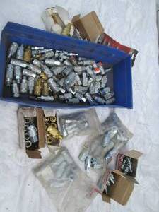 lot 69 image: Organizer bin with assorted Quick c...
