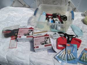 lot 75 image: Guardian 300-yard dog trainers, ret...