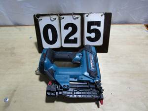 lot 25 image: Makita Nailer