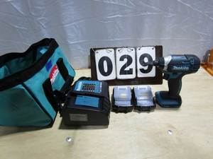 Makita Driver/Drill Kit LXT