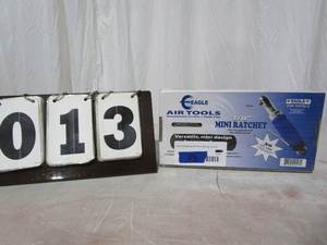lot 13 image: Eagle air Tools 38 Mini Ratchet