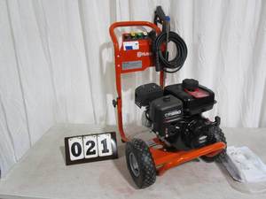 lot 21 image: Husqvarna Pressure Washer #PW3400