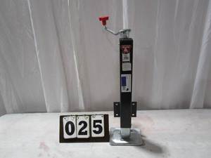 lot 25 image: Bulldog Trailer Jack & Foot Plate